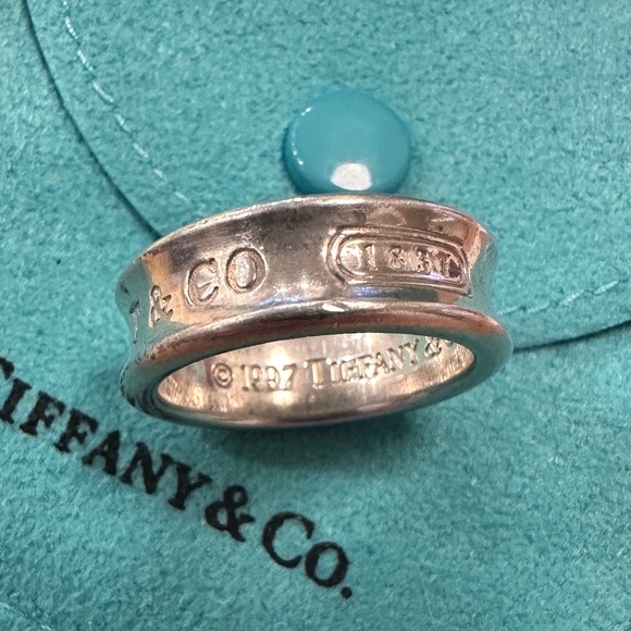 VTG Tiffany & Co. Basics 1837 concave ring sterling silver, size 7.5 - Picture 1 of 6